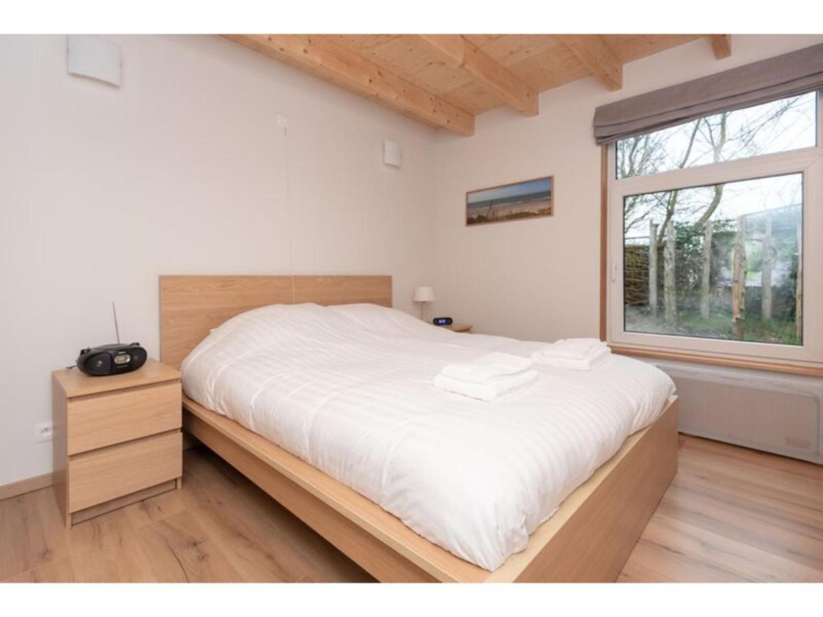 Quiet Location Yet Close To The Beach And Center Large Enclosed Garden Renesse Exterior foto